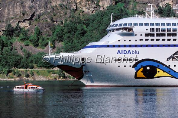 norvege 05.jpg - Geirangerfjord ou fjord de GeirangerMore og RomsdalNorvËge